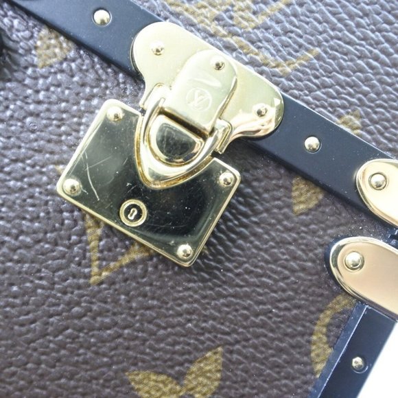 LOUIS VUITTON Eye trunk iPhone case X / XS Smartphone case Monogram... - Picture 7 of 16